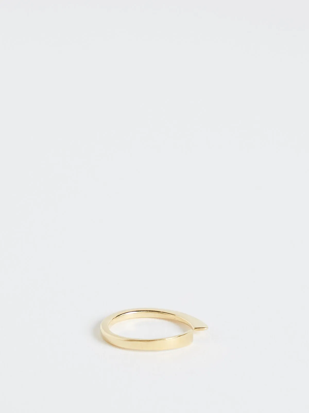 Isku Stacking Ring in 14k Yellow Gold